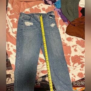 American Eagle Mom Straight Blue Jeans